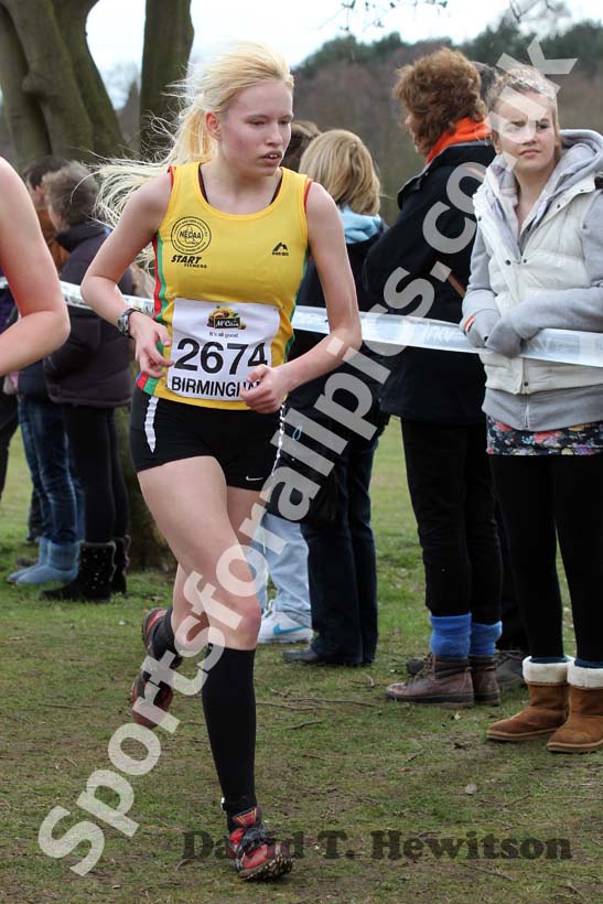 Elizabeth Wood in the Under-20 Women, McCain Inter Counties Cross Country, Cofton Park, Birmingham.